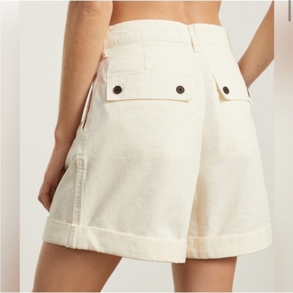 EVERLANE NWT The Tourist Short High Waist in White Canvas Organic Cotton Sz 6 - Picture 3 of 10
